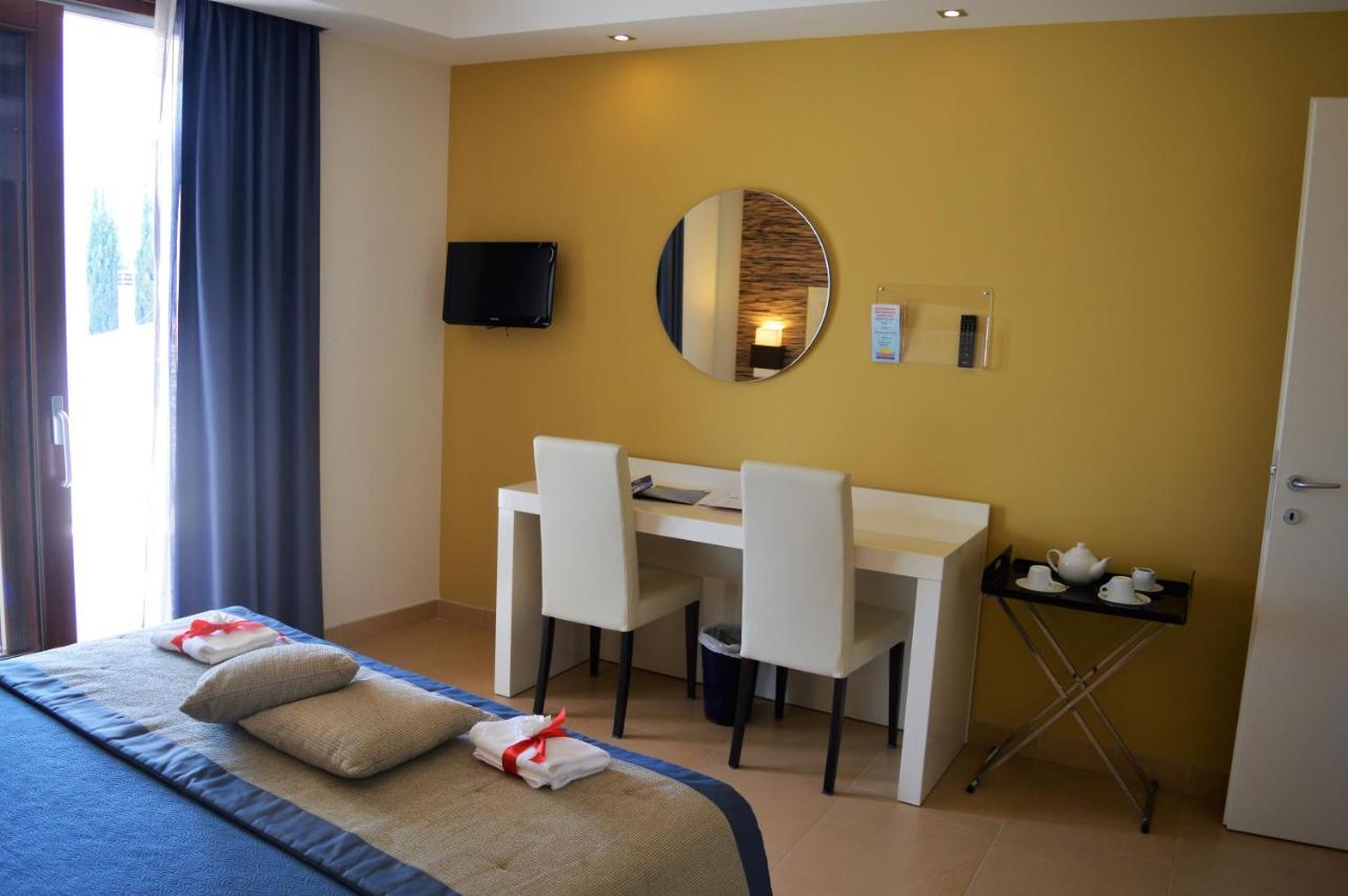 Prince Franklyn Hotel Santa Maria di Castellabate Exterior foto