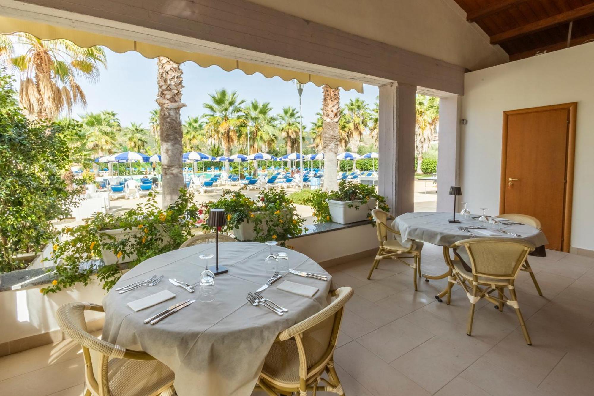 Prince Franklyn Hotel Santa Maria di Castellabate Exterior foto