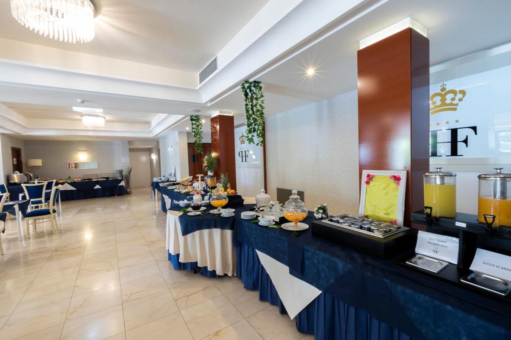 Prince Franklyn Hotel Santa Maria di Castellabate Exterior foto