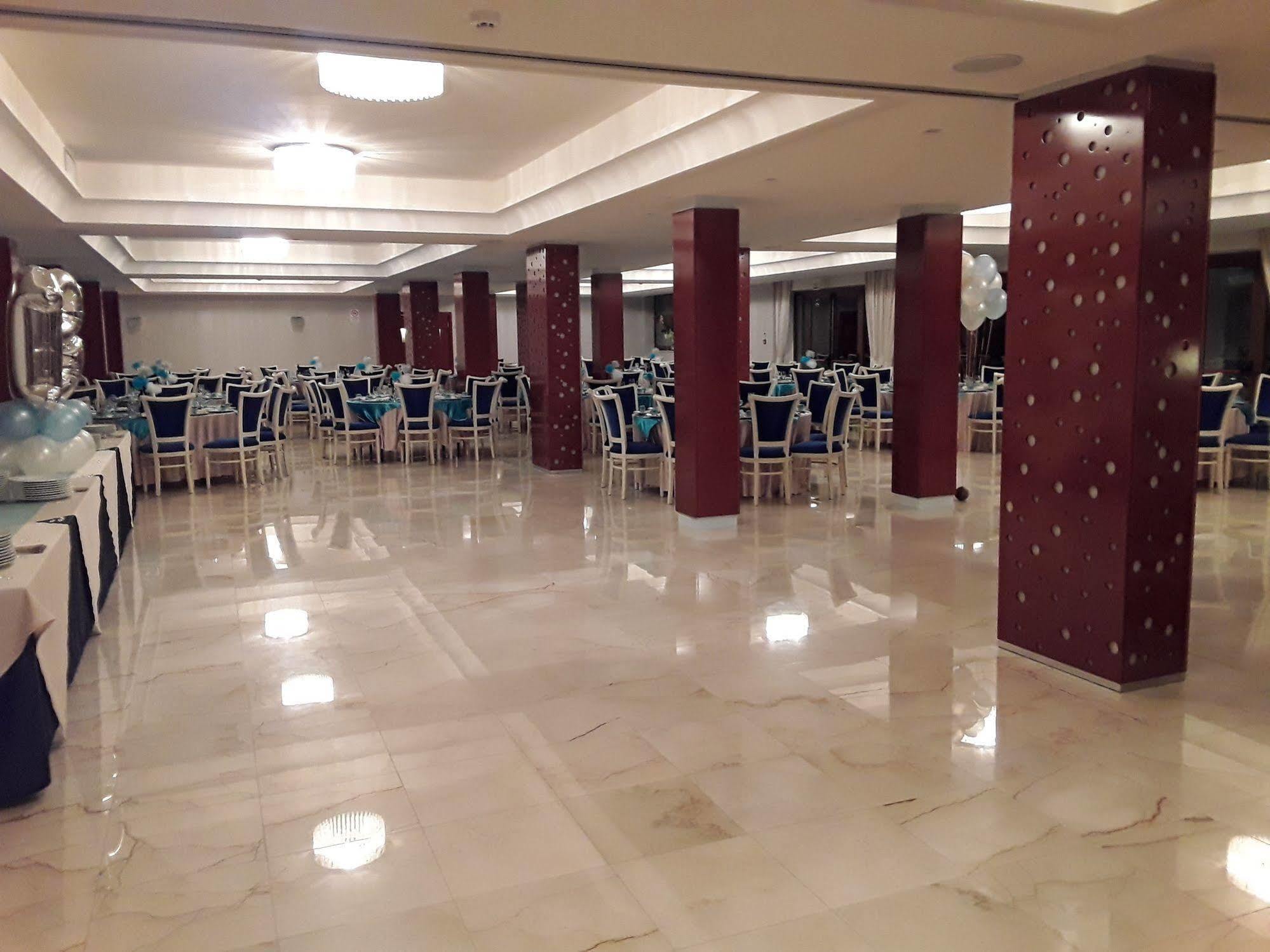 Prince Franklyn Hotel Santa Maria di Castellabate Exterior foto